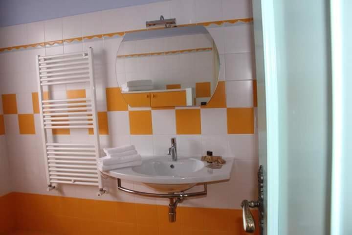 Ari B&B Montesilvano Ngoại thất bức ảnh